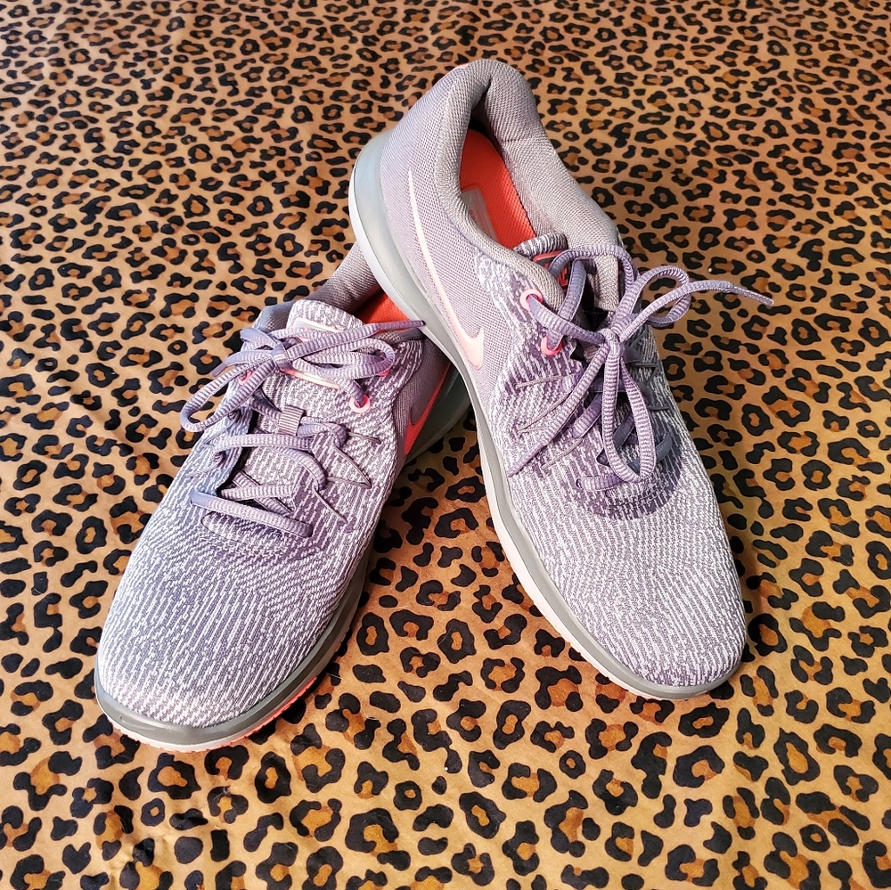 NWOT Nike Shoes